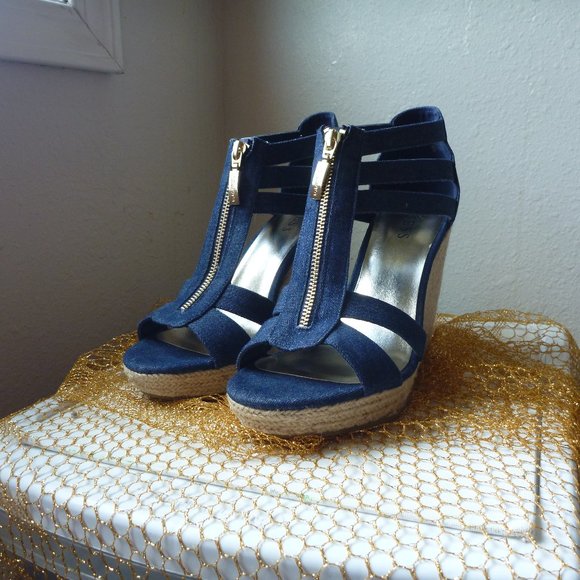 GUESS "Lora" zip-front espadrille - Picture 1 of 9